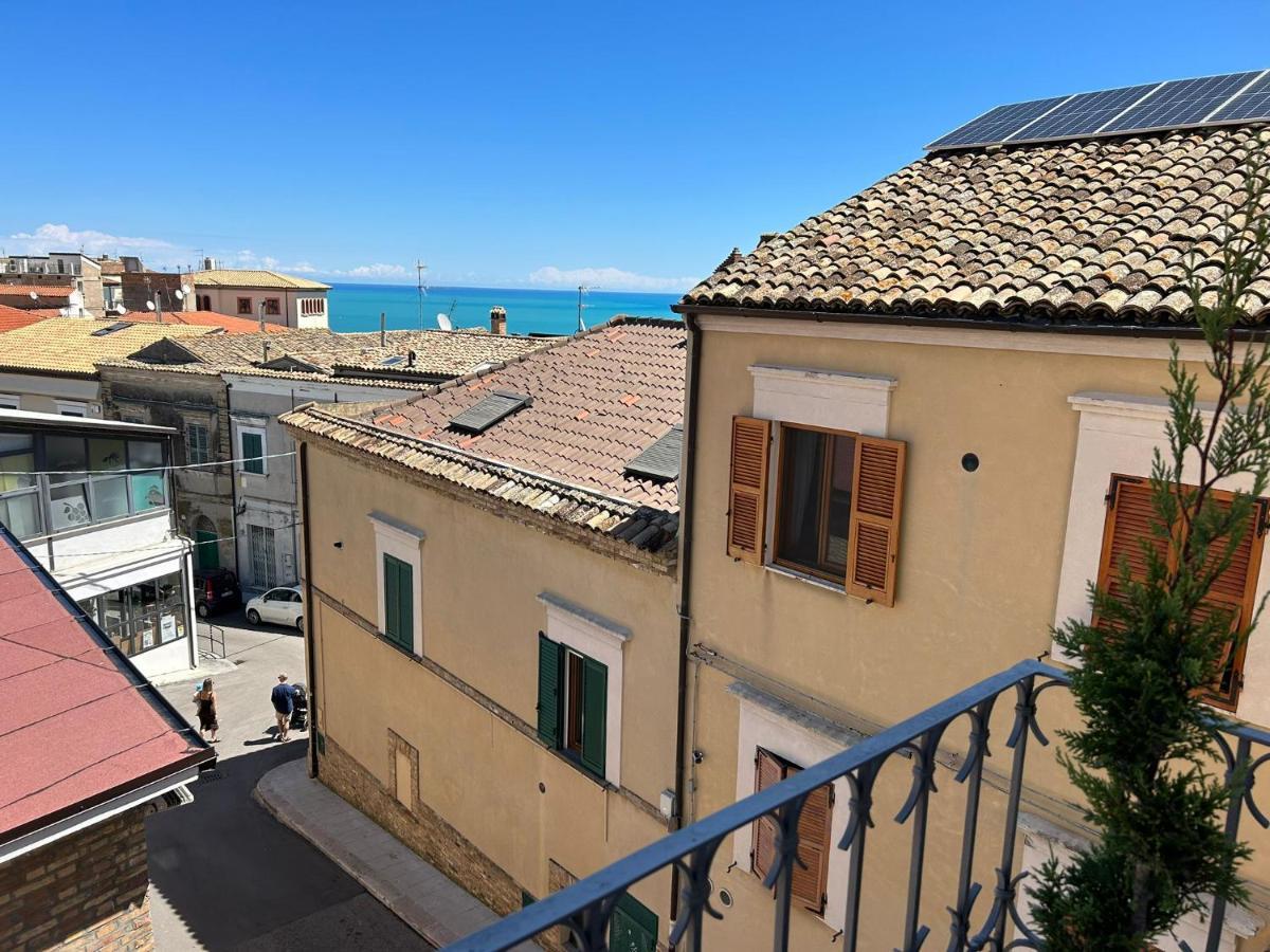 Bed and Breakfast La Fabbrica Di San Pietro Vasto Esterno foto